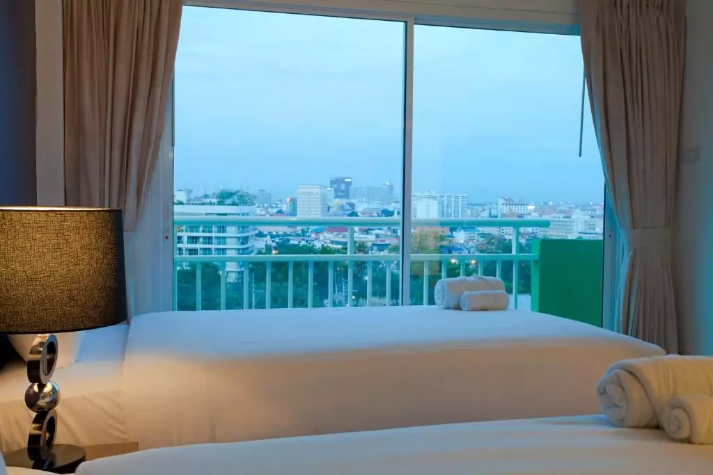 Wiz Hotel